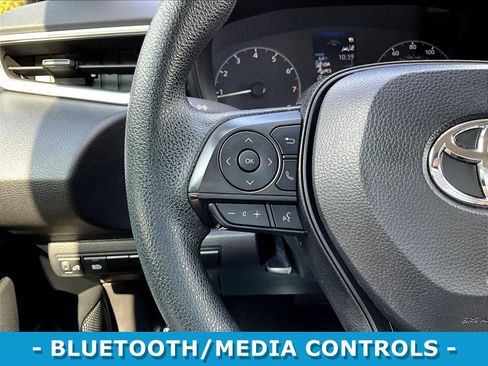 Used 2024 Toyota Corolla LE FWD image 11