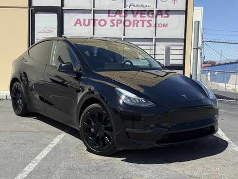 Used 2020 Tesla Model Y Long Range AWD/4WD image 2