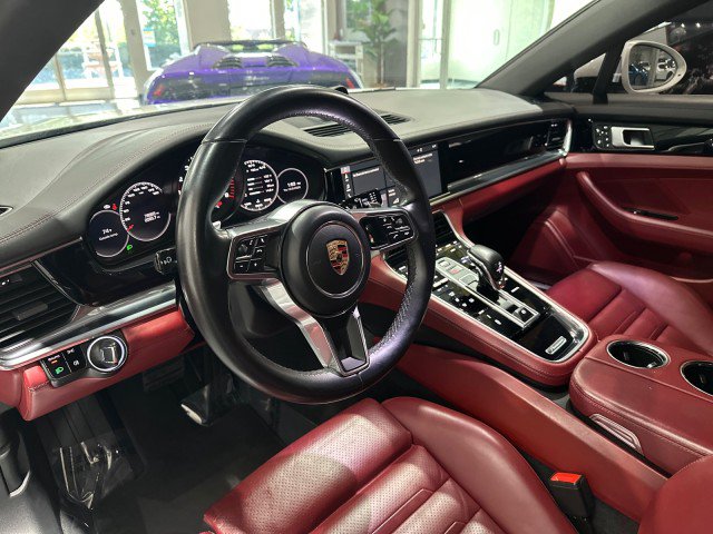 Used 2018 Porsche Panamera 4 AWD/4WD image 39