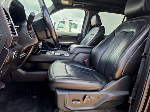 Used 2021 Ford Expedition Limited RWD image 13