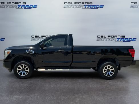 Used 2017 Nissan Titan S RWD image 8
