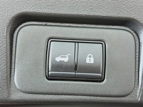 Certified 2025 Nissan Rogue SV w/ SV Premium Package AWD/4WD image 30