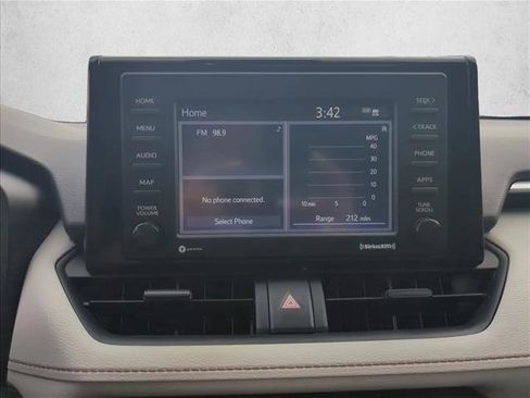 Used 2022 Toyota RAV4 XLE image 13