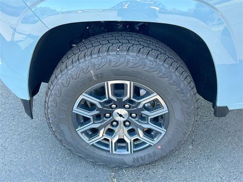 New 2025 Chevrolet Colorado Z71 w/ Technology Package image 32