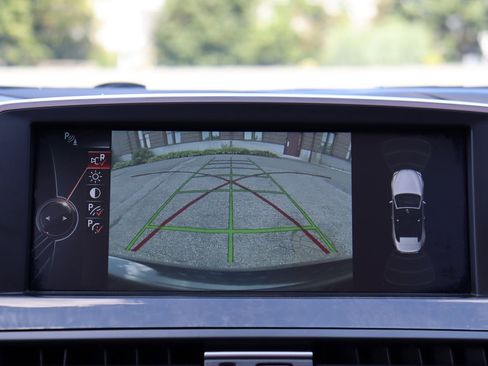 Used 2014 BMW 650i xDrive Convertible image 30