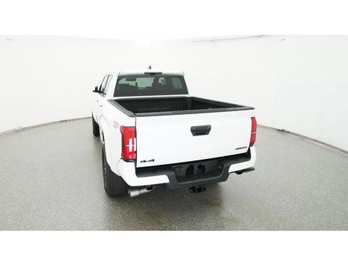 New 2025 Toyota Tacoma TRD Sport image 6