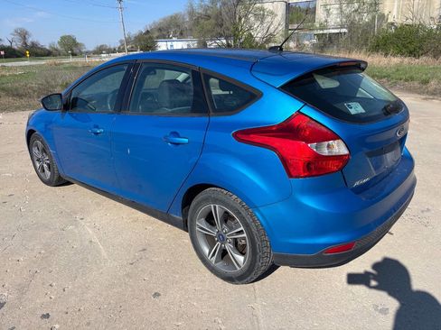 Used 2014 Ford Focus SE w/ SE Sport Package image 8