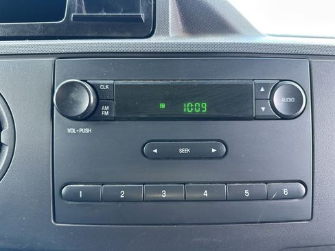 Used 2014 Ford E-250 and Econoline 250 w/ Power Group image 29