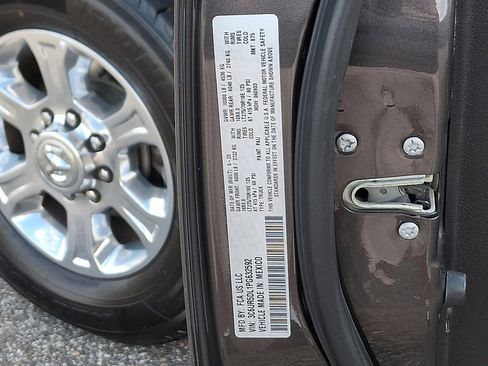 Certified 2023 RAM 2500 Big Horn w/ Level 1 Equipment Group image 28