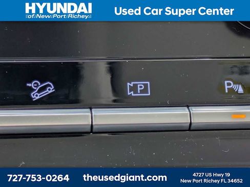 Used 2026 Hyundai Santa Fe SEL FWD image 29