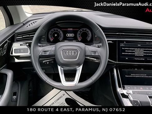 Used 2023 Audi Q7 2.0T Premium w/ Convenience Package AWD/4WD image 5