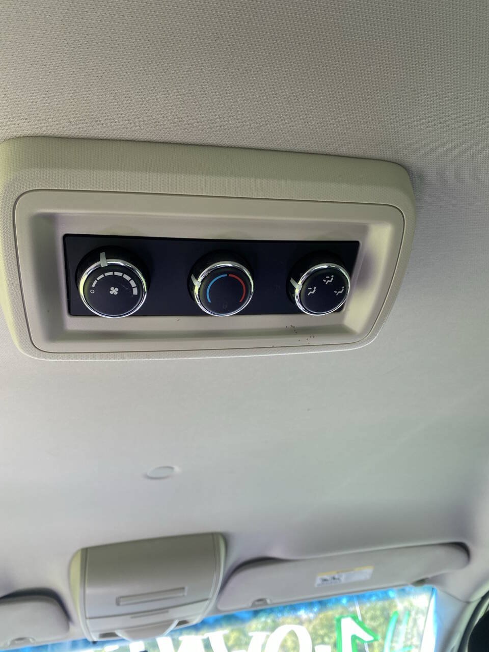 Used 2012 Dodge Grand Caravan SE FWD image 18