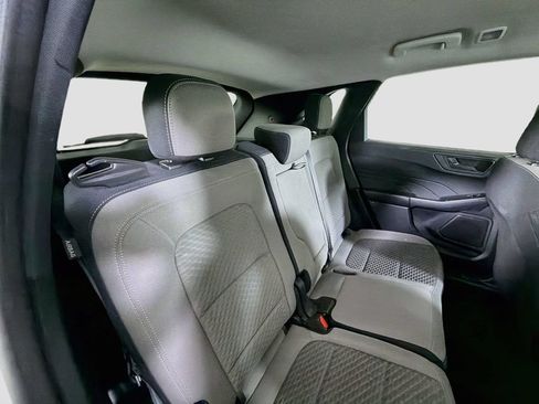 Used 2022 Ford Escape SE FWD image 25
