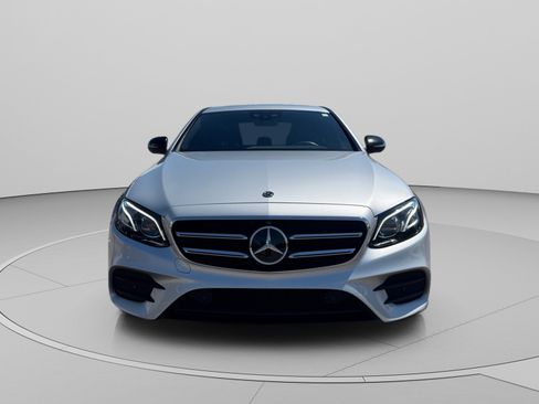 Used 2019 Mercedes-Benz E 300 4MATIC image 8