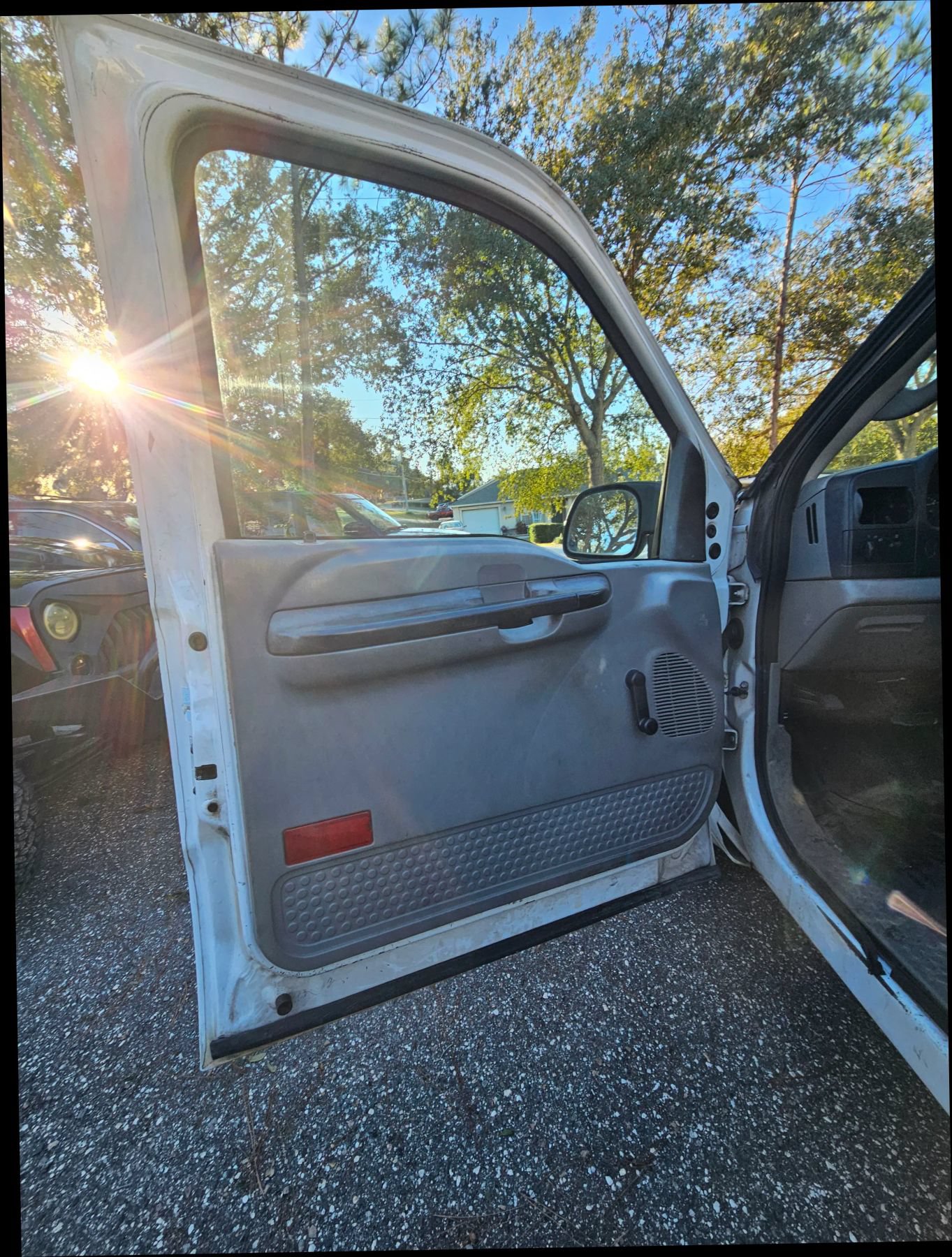 Used 2005 Ford F250 XL RWD image 13
