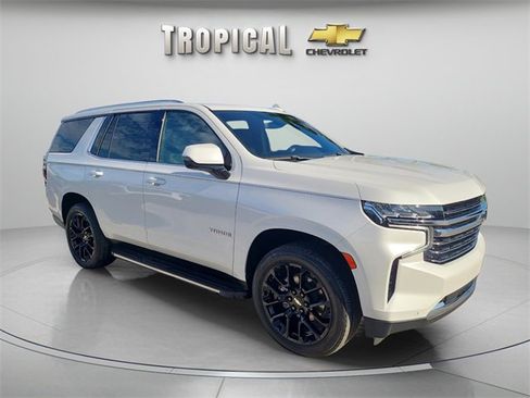 Used 2022 Chevrolet Tahoe LT w/ Luxury Package image 7