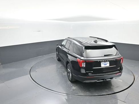 New 2026 Ford Explorer Active w/ Active Comfort Package image 21