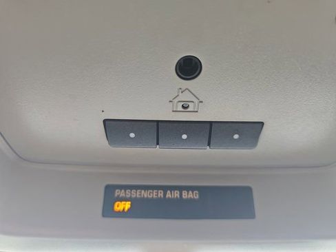 Used 2014 Chevrolet Silverado 1500 LTZ Z71 image 32