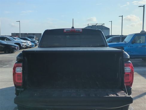 Used 2023 GMC Canyon AT4 w/ AT4 Premium Package image 13