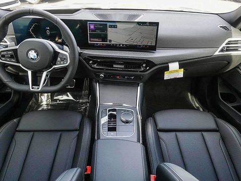 Used 2026 BMW 330i Sedan w/ M Sport Package RWD image 13