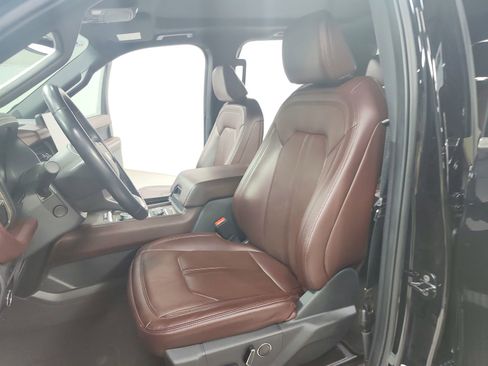 Used 2024 Ford Expedition Limited AWD/4WD image 19