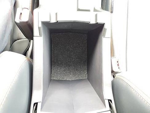 Used 2026 Subaru Forester Sport image 32