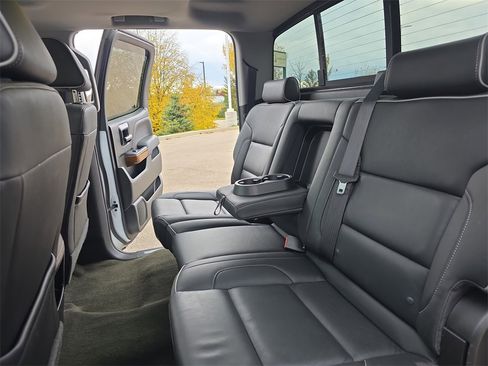 Certified 2018 Chevrolet Silverado 1500 High Country image 12