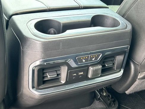 Used 2020 Chevrolet Silverado 1500 High Country w/ Technology Package AWD/4WD image 28