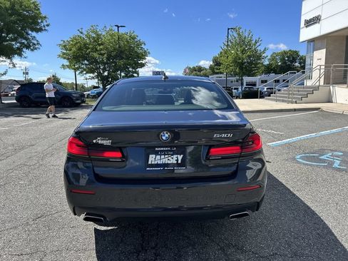 Used 2023 BMW 540i xDrive w/ Convenience Package AWD/4WD image 7