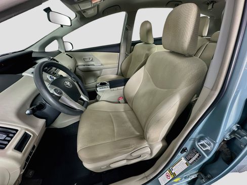 Used 2014 Toyota Prius V Three FWD image 13