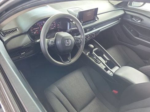 Used 2023 Honda Accord EX image 6