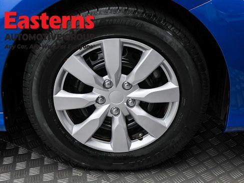 Used 2020 Toyota Camry LE w/ Fleet Convenience Package image 29