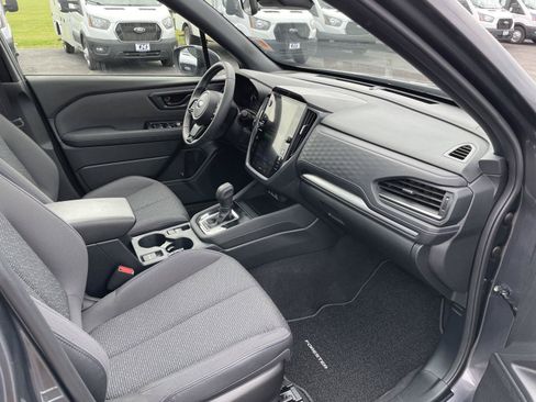 Used 2025 Subaru Forester Premium AWD/4WD image 28