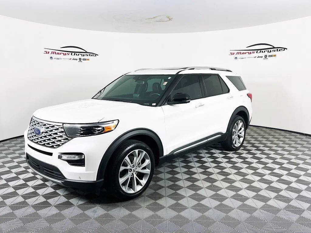 Used 2023 Ford Explorer Platinum w/ Technology Package AWD/4WD image 4