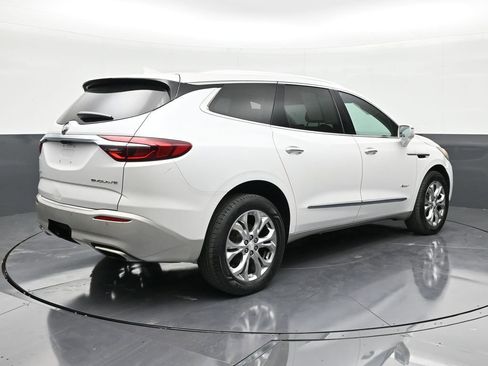 Used 2018 Buick Enclave Avenir FWD image 5