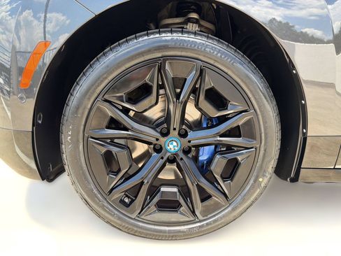 Certified 2024 BMW iX xDrive50 w/ Premium Package AWD/4WD image 12