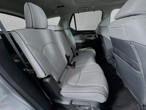 Certified 2024 Honda Pilot Elite image 30