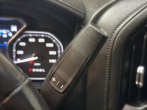 Used 2022 GMC Sierra 3500 Denali w/ Denali Ultimate Package image 32