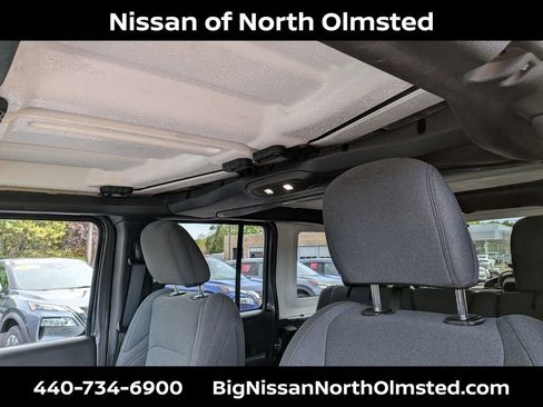 Used 2024 Jeep Wrangler Unlimited Sport AWD/4WD image 21