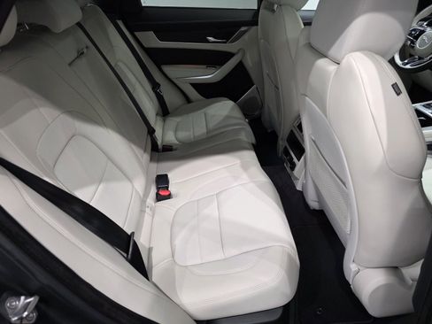 New 2026 Jaguar F-PACE R-Dynamic S image 21