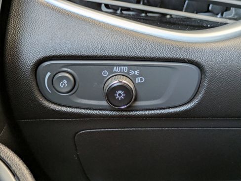 Used 2023 Chevrolet Malibu LT image 12