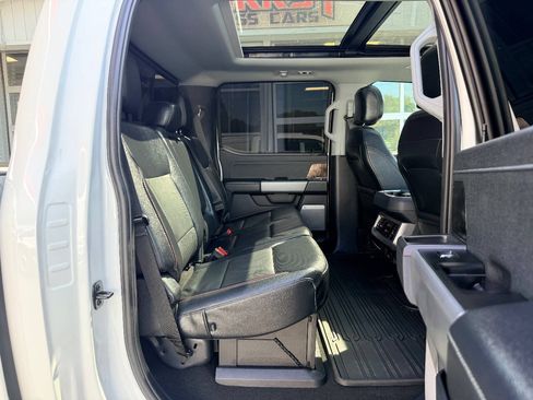 Used 2024 Ford F350 Lariat w/ Lariat Ultimate Package AWD/4WD image 39