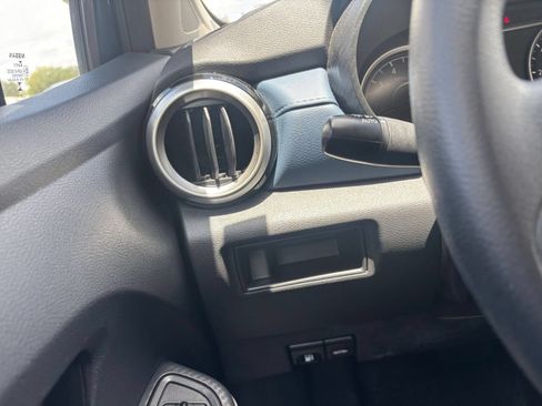 Used 2025 Nissan Versa SV w/ Trunk Package FWD image 32