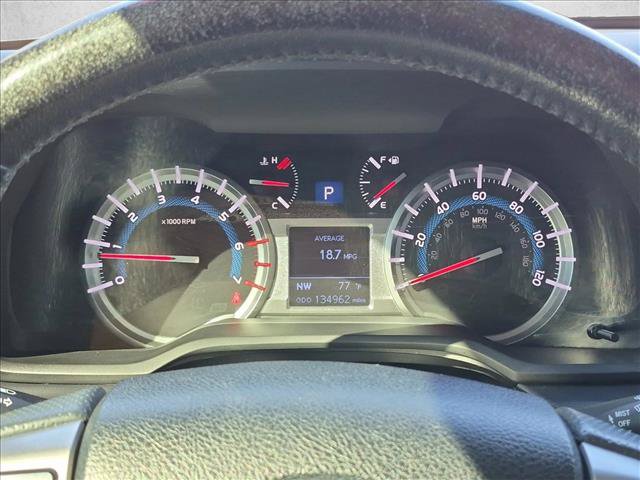 Used 2014 Toyota 4Runner SR5 AWD/4WD image 10