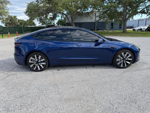 Used 2025 Tesla Model 3 Long Range RWD image 7
