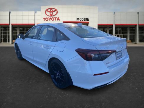 Used 2025 Honda Civic Sport image 6