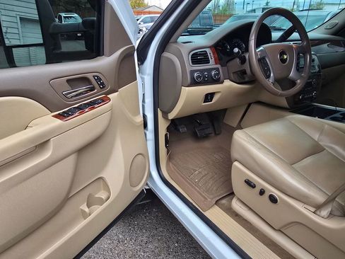 Used 2013 Chevrolet Silverado 2500 LTZ w/ LTZ Plus Package AWD/4WD image 55
