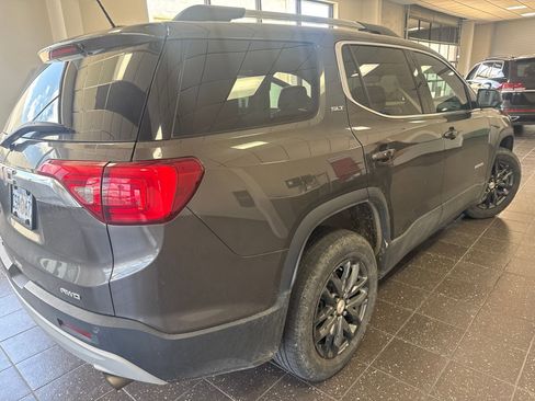 Used 2019 GMC Acadia SLT AWD/4WD image 5
