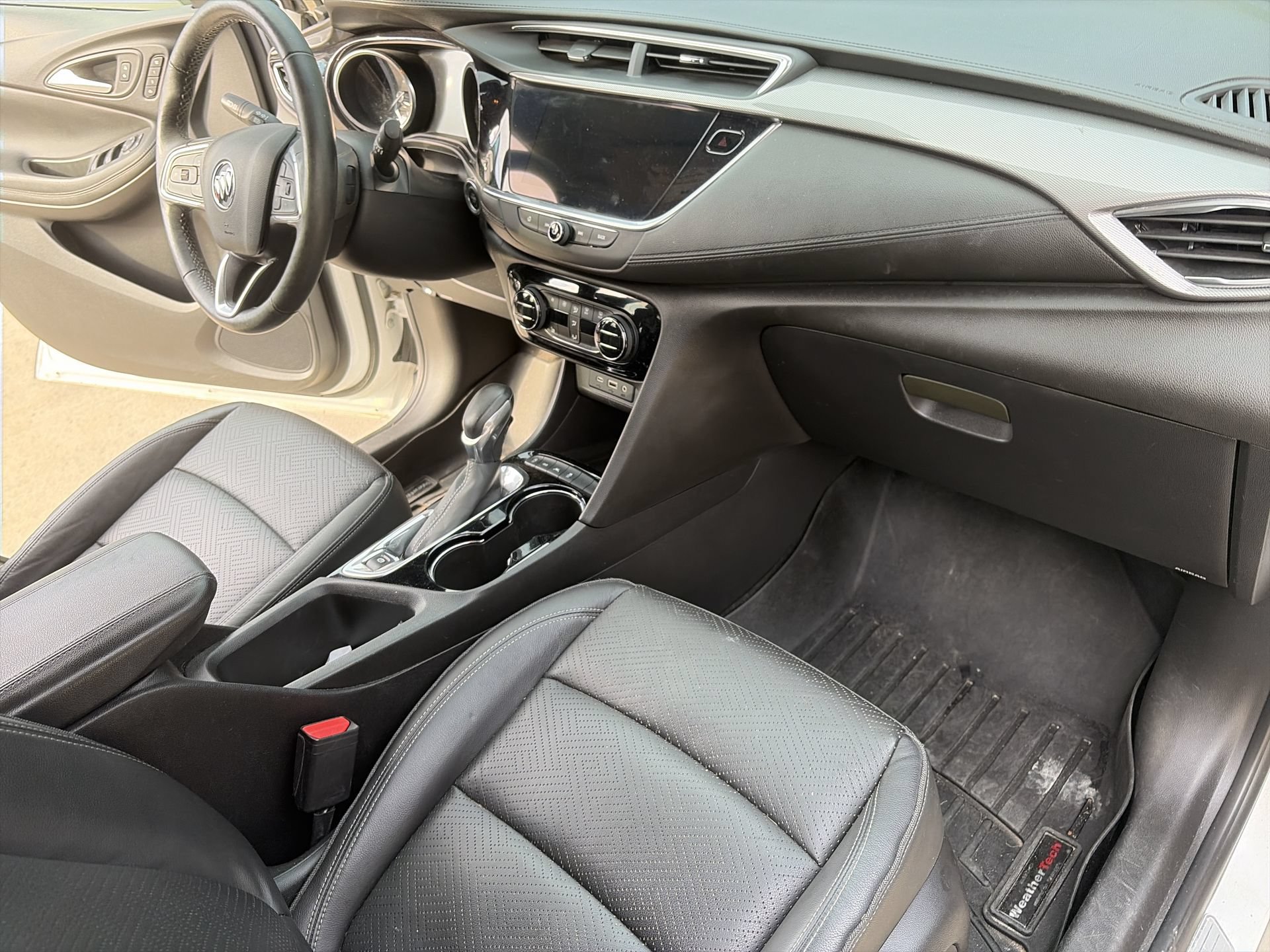 Used 2020 Buick Encore GX Essence w/ Advanced Technology Package AWD/4WD image 31
