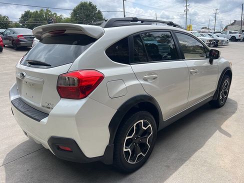 Used 2013 Subaru Crosstrek 2.0i Premium image 7